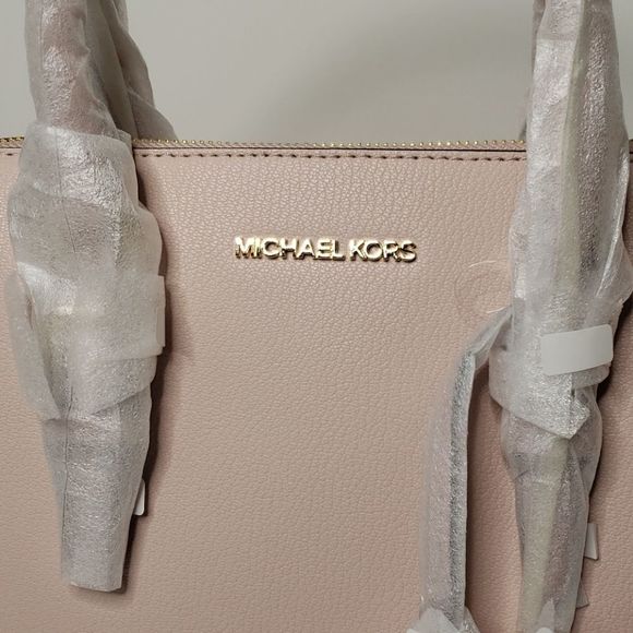 Michael Kors Charlotte - Picture 2 of 7